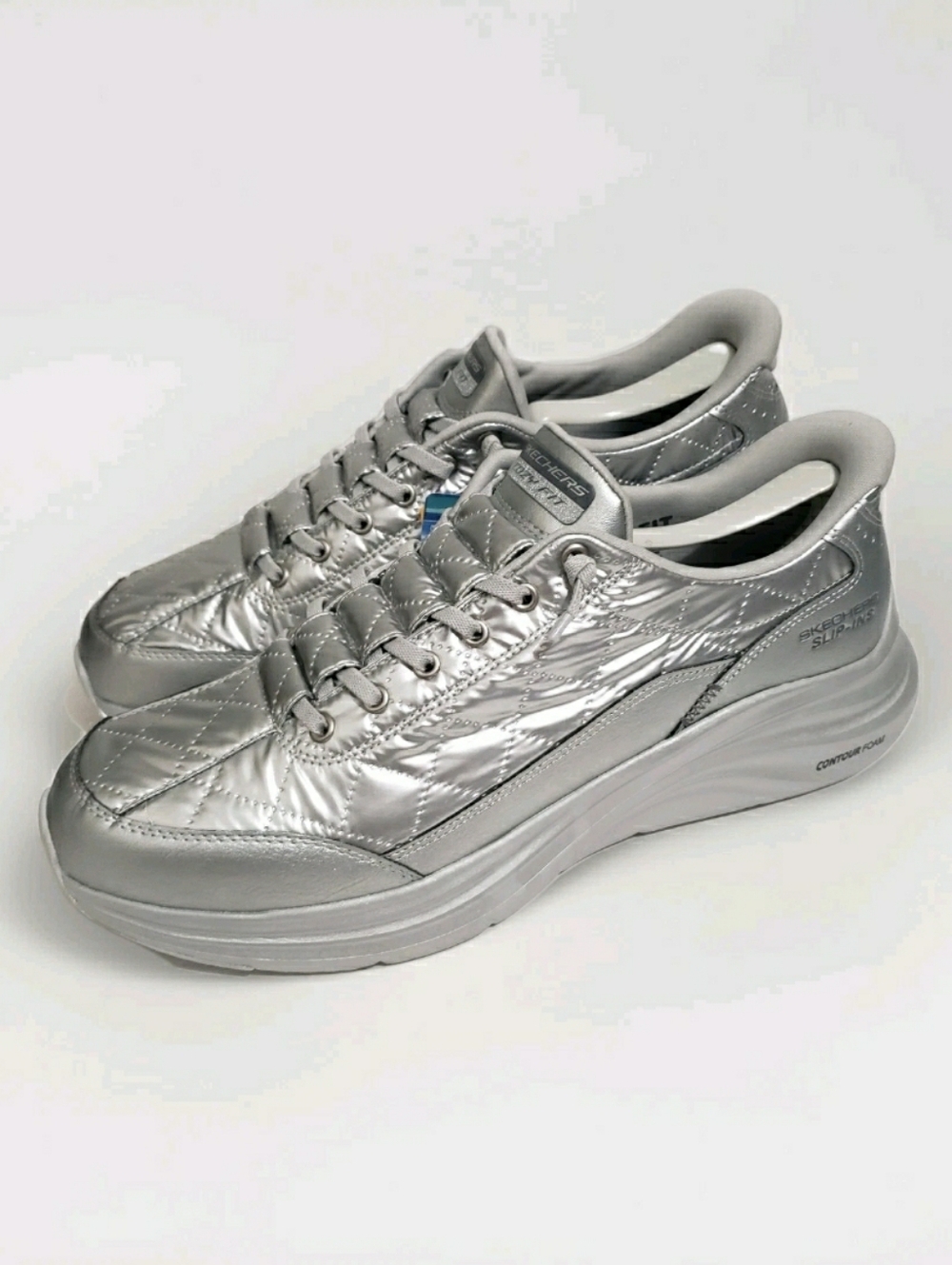 Skechers Slip-Ins Cozy Fit Silver Quilted Sneakers Shoes Men’s 11 New 232614 New
